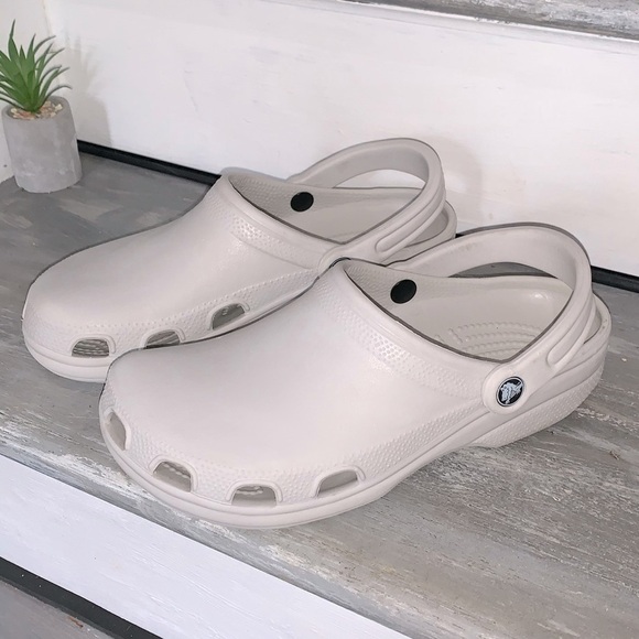 Crocs Unisex-Adult Men's 7 and Women's 9 Specialist off white clogs - Picture 1 of 8